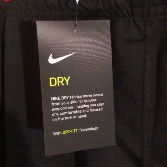 Nike Dri-Fit Men's Elastic Waistband with Drawstring, Front and Back Zip Pockets - Picture 7 of 7